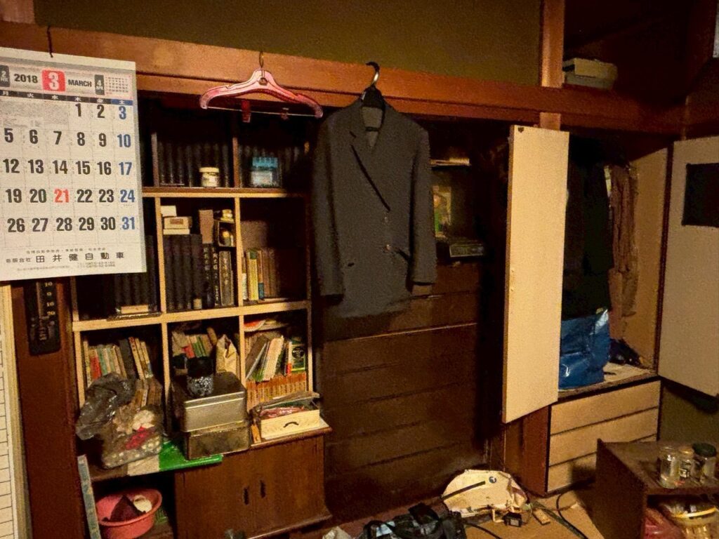 【大田区】孤独死後の一軒家を特殊清掃後に遺品整理した事例