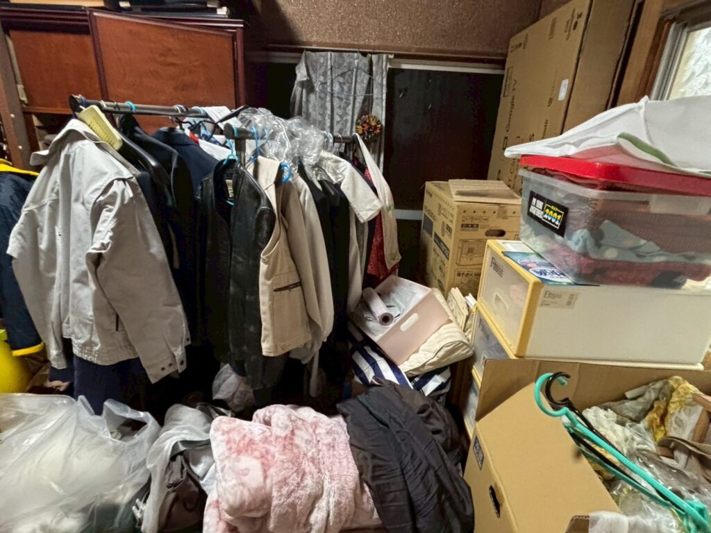 【葛飾区】下町の一軒家で長年一人暮らしだった親の遺品整理をした事例