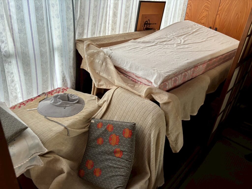 【墨田区】下町の2階建て一軒家の遺品整理・家財一式を処分した事例