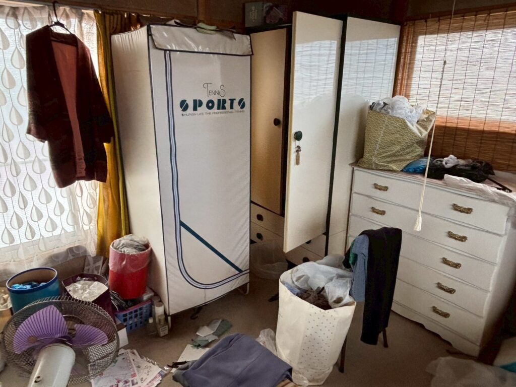 【港区】認知症の親が施設入居後に高級住宅の生前整理・家財処分をした事例