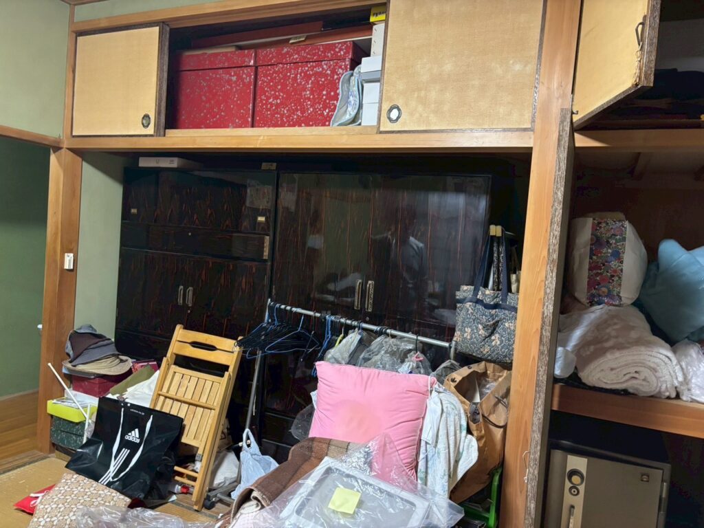 【杉並区】一軒家2階建ての遺品整理・庭含め家財一式処分した事例