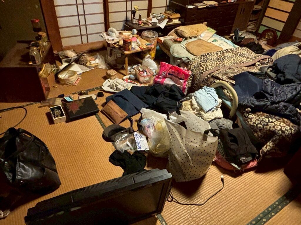 【品川区】公団住宅3LDKの遺品整理を格安即日で完了した費用事例